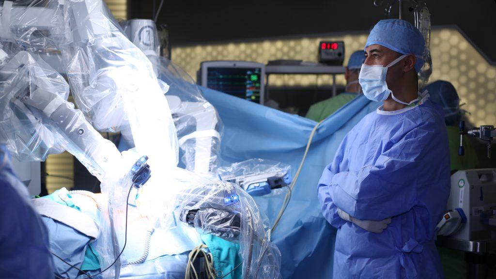 Un robot effectue sa première chirurgie laparoscopique sans aide humaine 