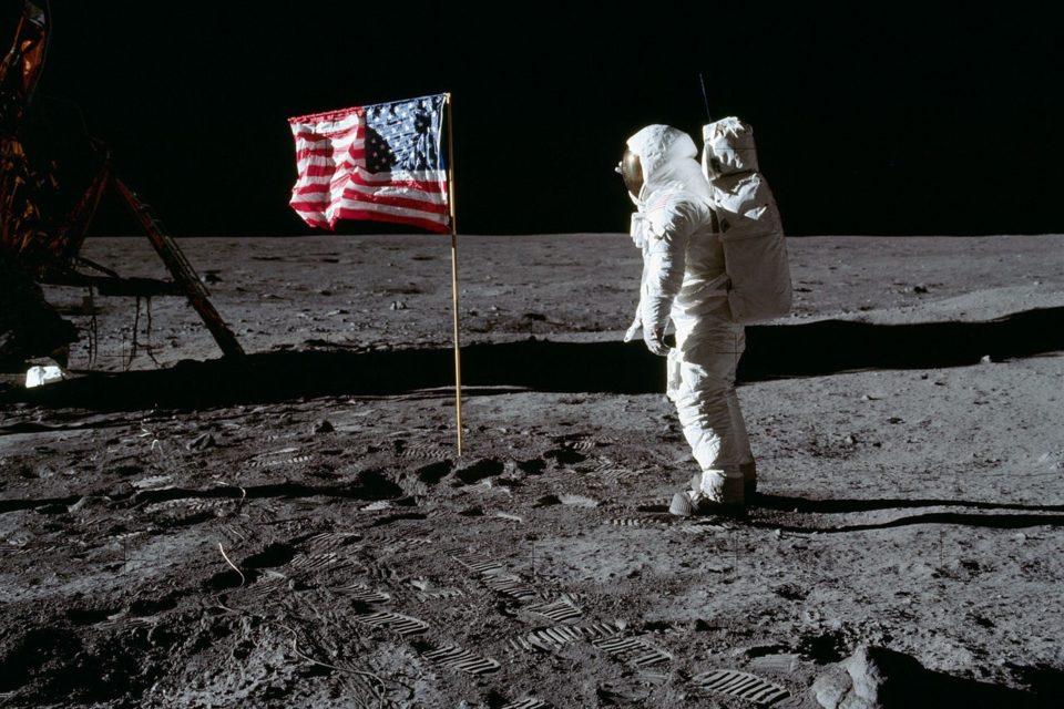 Récit minute par minute du 21 juillet 1969, jour du premier pas sur la Lune 