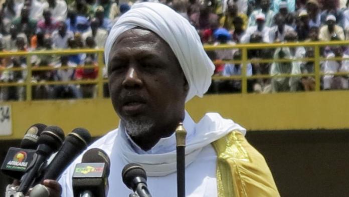 Malijet Mahmoud Dicko, président du Haut conseil islamique : «Mieux vaut tard que jamais, IBK doit s’assumer car je continue de croire en lui» Bamako Mali