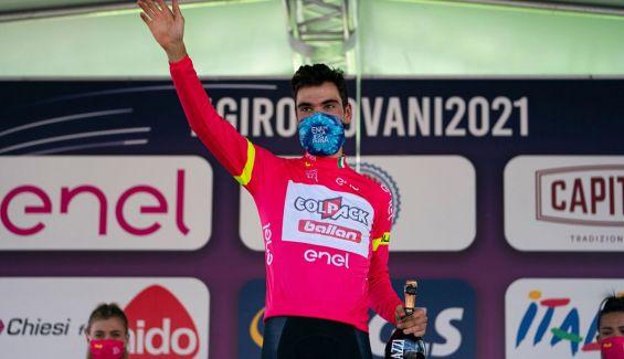 Otro recital de Juan Ayuso en el Giro sub 23