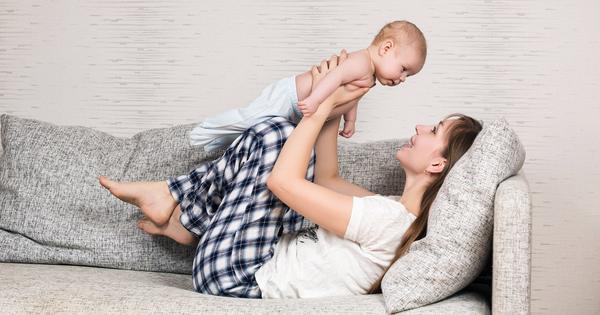 15 jeux d’éveil amusants à faire avec bébé