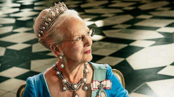 Margarita de Dinamarca, 50 años en el trono de una reina pintora, fumadora, políglota y deslenguada