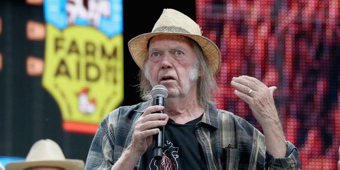 Neil Young wants to quit Spotify over Joe Rogan's vaccine misinformation 