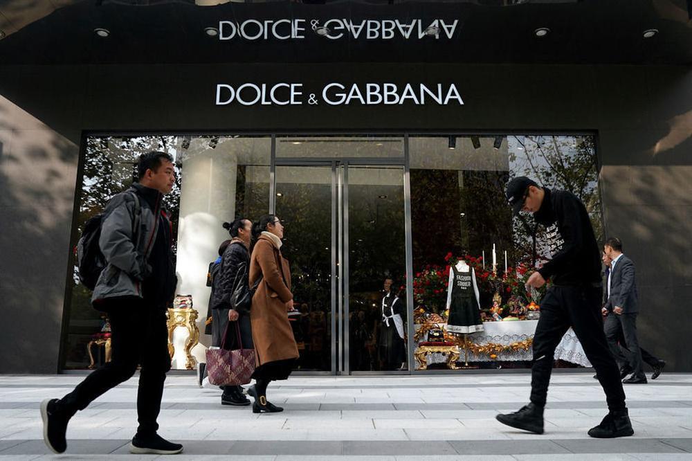 Chanel, Gucci, Prada… quand les maisons de luxe nomment des responsables de la diversité 