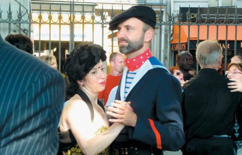 « Ça fait du bien de voir des vieux heureux » : au bal musette des quais de Seine