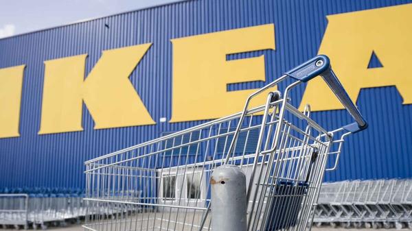 Ikea pone en oferta el mueble que te deja el suelo despejado ideal para entrada, salón y dormitorio: 20 Euros
