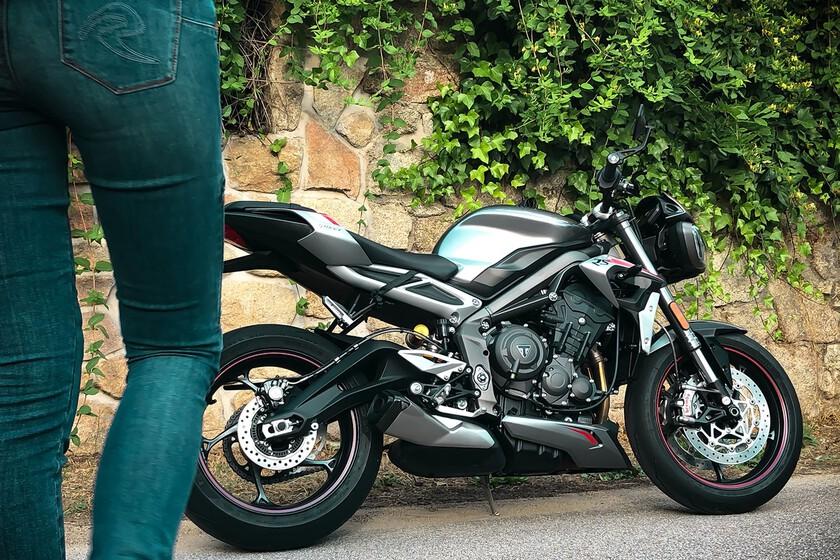 Racered has new jeans for motorcycles: triple A protection to go safe and fashionable