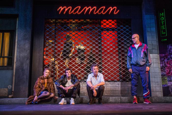 Théâtre : Vanessa Paradis ovationnée, mais critiquée pour la première de «Maman» 