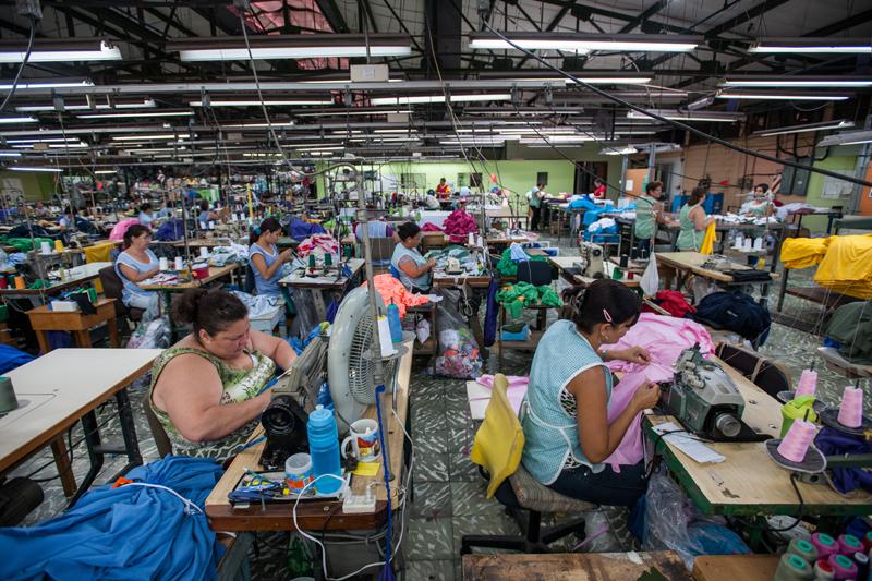Textilera Cartex Manufactura cierra operación y despide a 1.250 personas | La Nación 