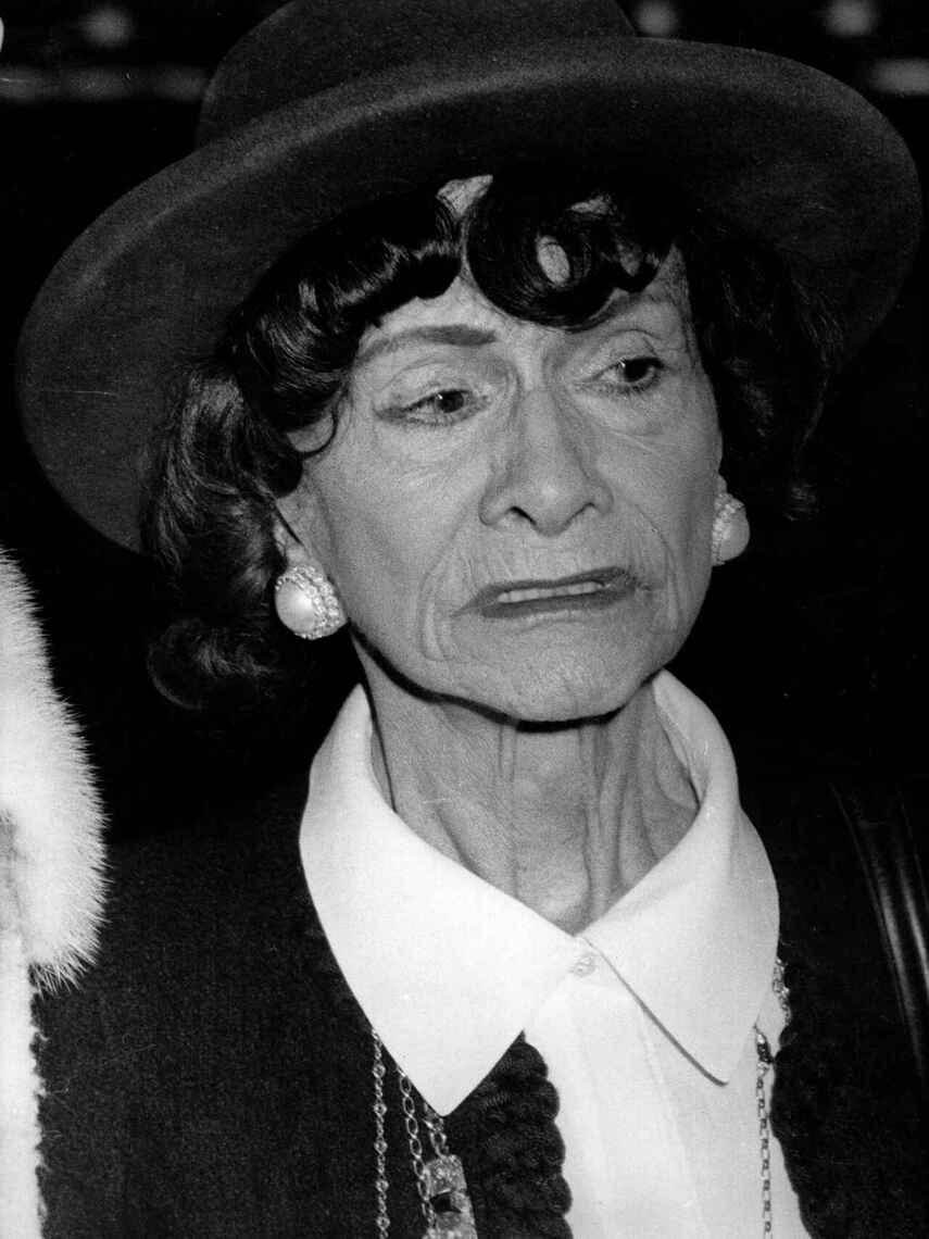 Las lecciones de moda que dejó Coco Chanel, cuando se cumplen 138 años de su nacimiento 
