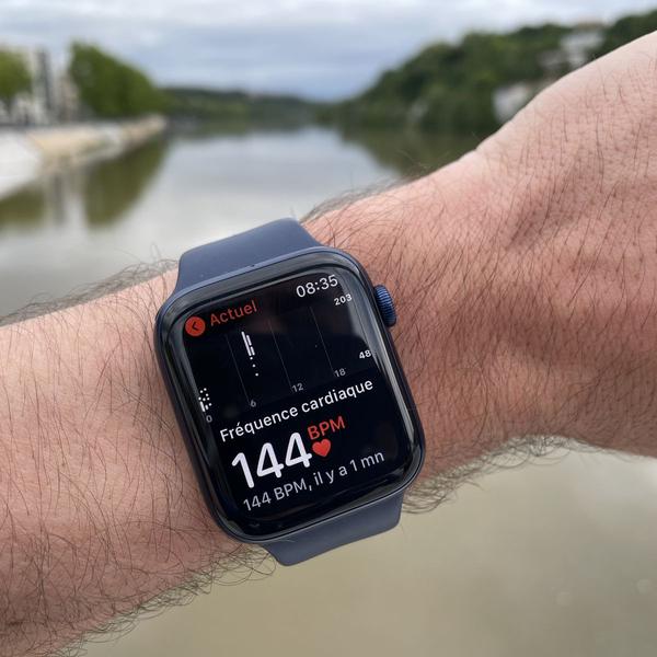 Should you buy a connected watch to take care of your health?