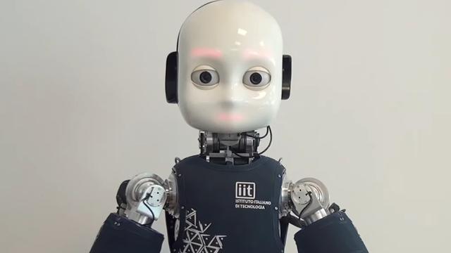 Regarder un robot dans les yeux est perturbant pour votre cerveau