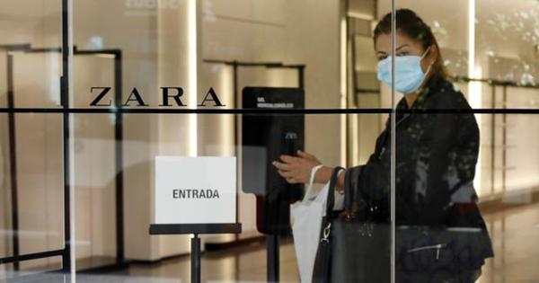 Inditex, propietario de Zara, consigue beneficios, aunque amputados por la pandemia 