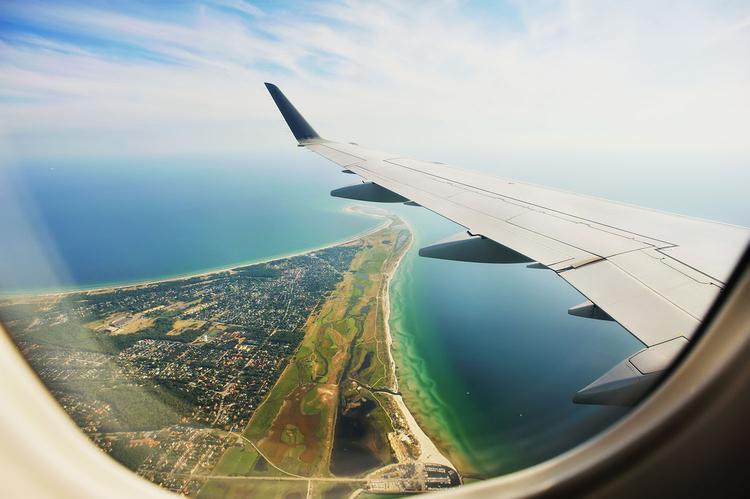 Viajar en avión: los 10 consejos de una azafata para que la experiencia no sea traumática
