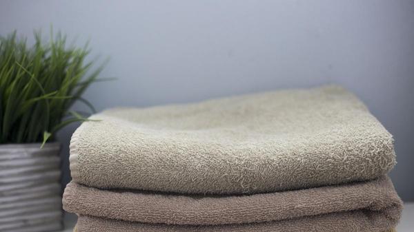 Vivienda Vivienda Cómo secar las toallas en invierno para que no huelan a humedad Cómo secar las toallas en invierno para que no huelan a humedad