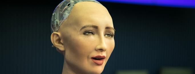 La robot Sophia tiene nacionalidad saudí, pero con más derechos que las mujeres de aquel país