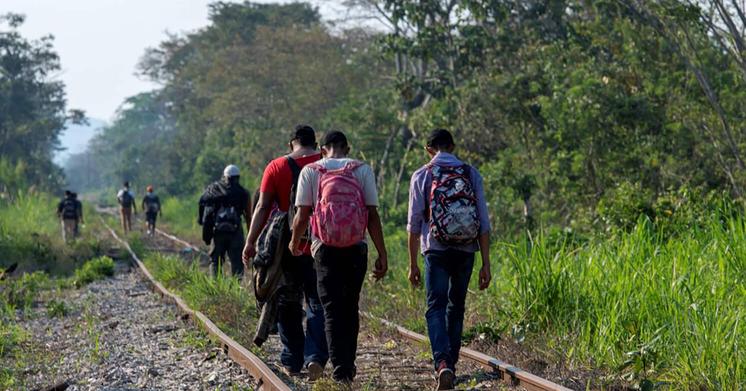 Autoridades de Mesoamérica aprovechan la COVID-19 para frenar la migración