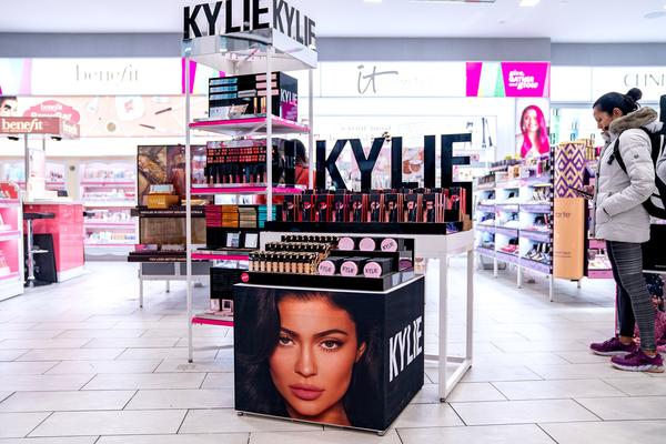 Kylie Jenner: la joven empresaria que conquistó la industria cosmética