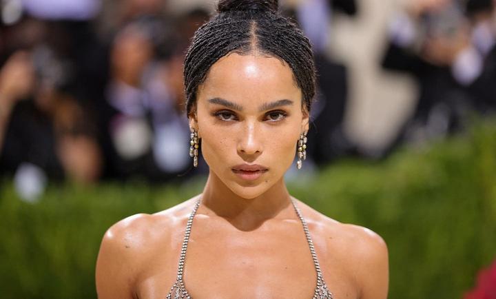 The luxury of leaving underwear in sight: Zoe Kravitz wore a transparent dress at the Met Gala