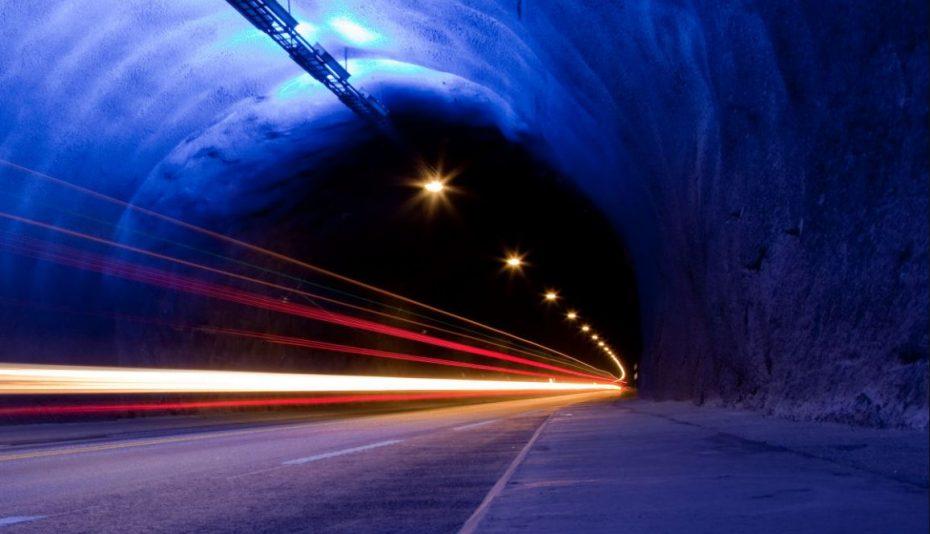 These are the 10 longest road tunnels in the world. In some there are even roundabouts!