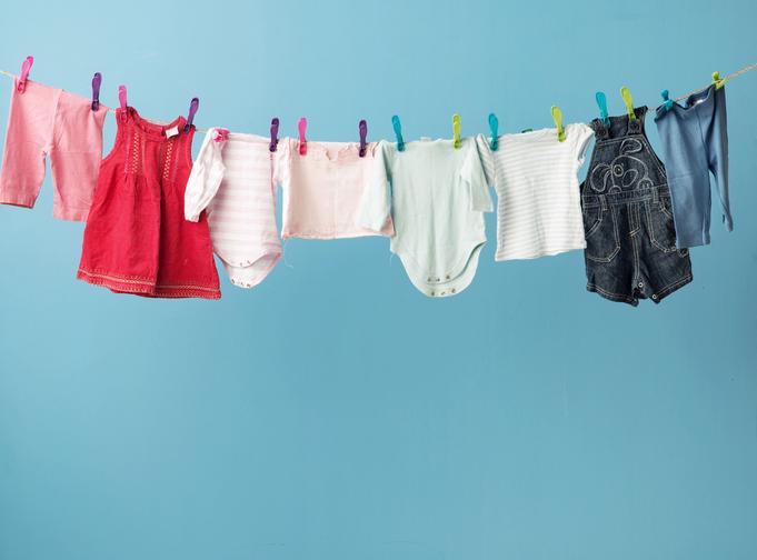 El truco para secar la ropa de los bebés que muchos padres necesitan saber 