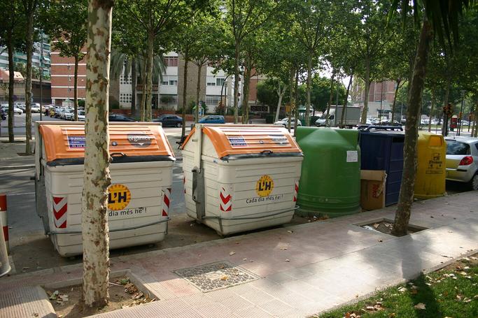 Contenedores de basura que identifican a los vecinos: Barcelona los implementará para saber cuánto se recicla 