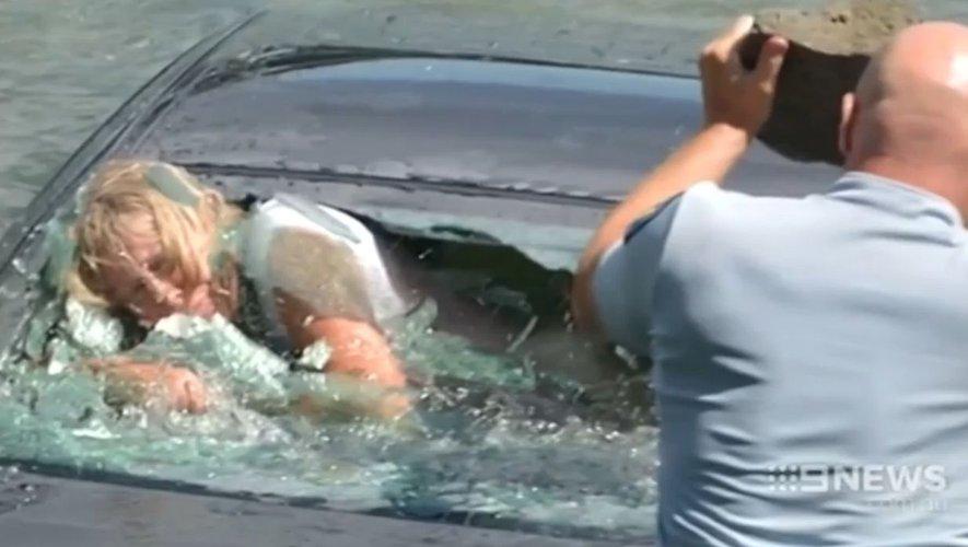 Marchiennes : sa voiture tombe à l’eau, une femme sauvée de la noyade