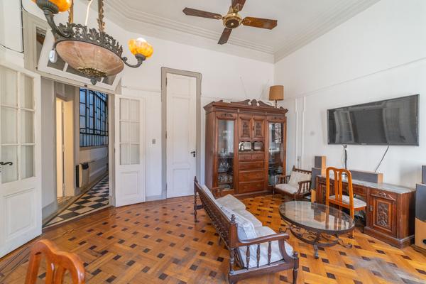 ¿Comprarías una casa de más de 100 años?: las 4 propiedades más antiguas a la venta en CABA 