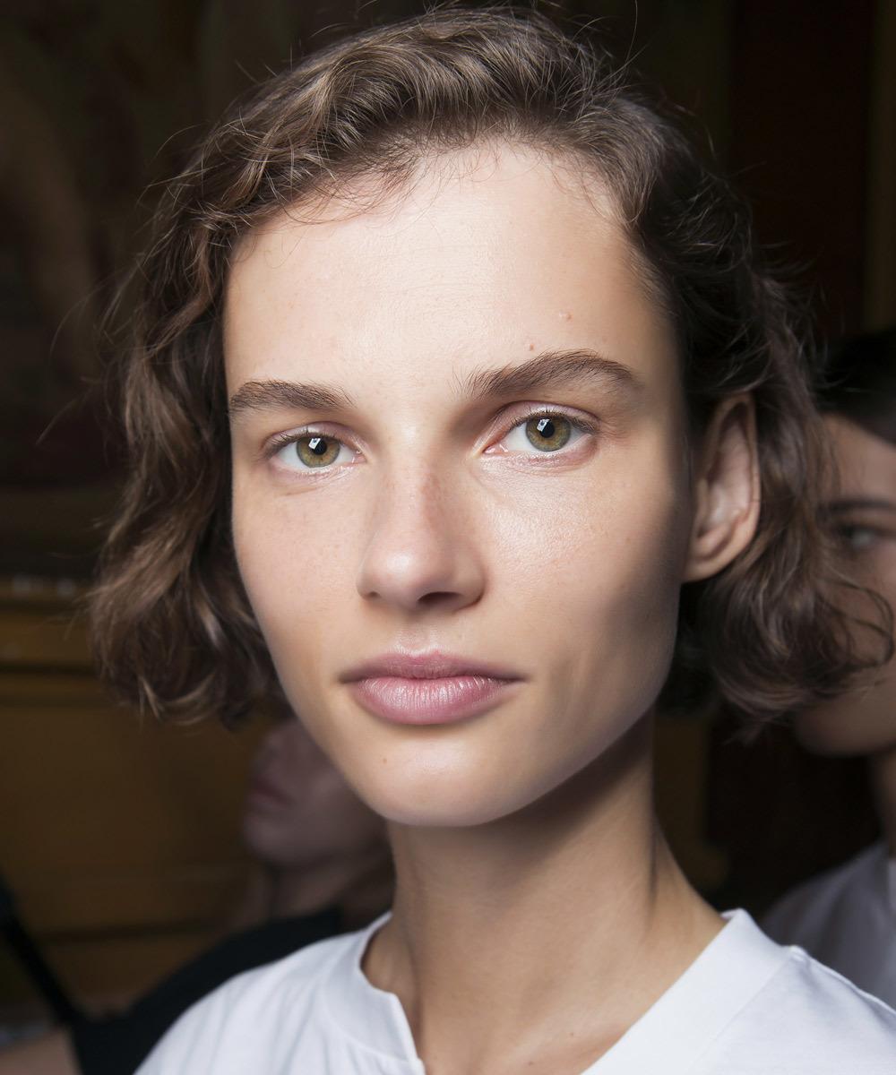 5 ways to have a prettier look without using makeup