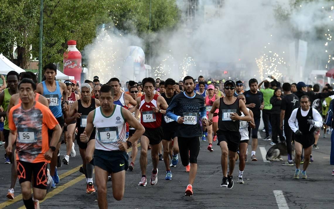 Who are the pioneers in the organization of athletic races in Toluca?