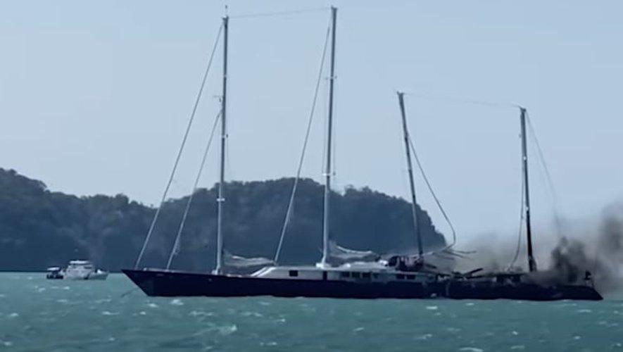 Le Phocéa, l'ancien yacht de Bernard Tapie, a coulé au large de la Malaisie 