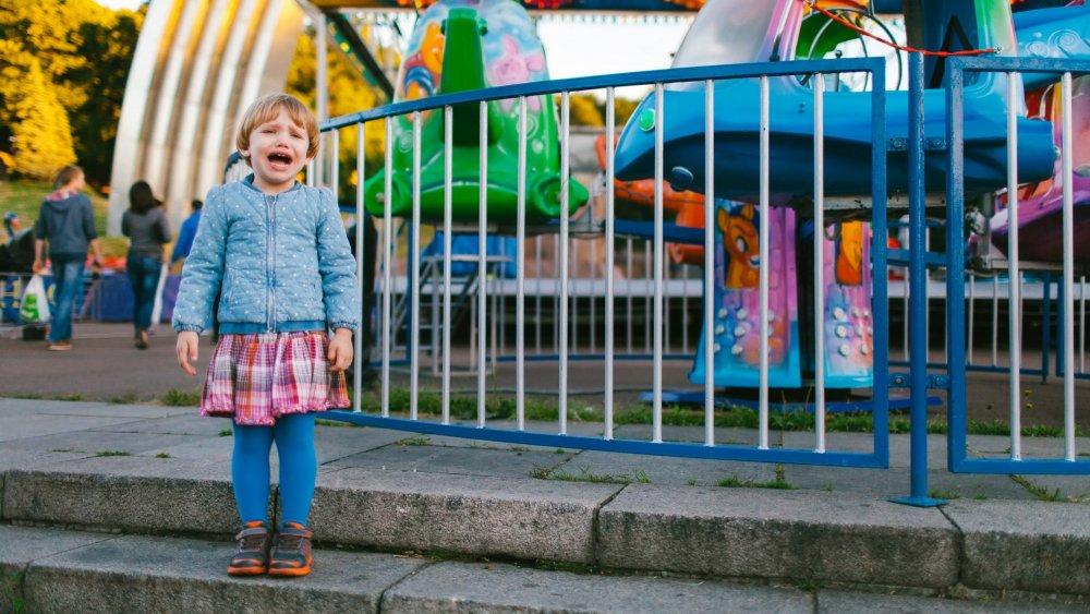 "On part sans toi" : pourquoi il ne faut jamais dire cette phrase à son enfant