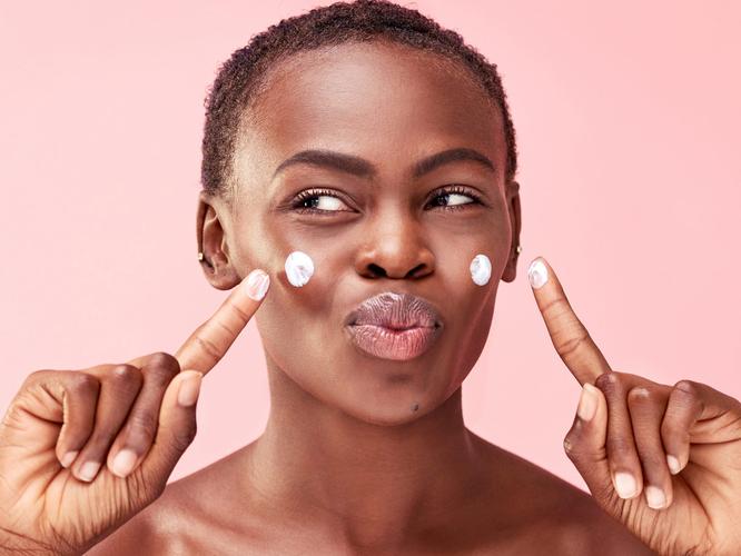 8 Most Common Skincare Mistakes (According To Dermatologists)