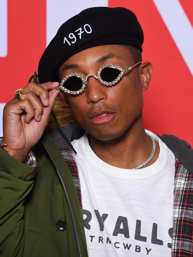 Pharrell y Tiffany & Co. están comprometidos: lo anuncian con gafas de diamantes 