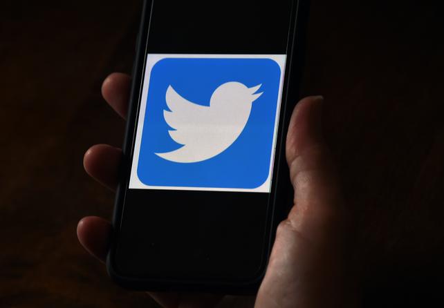 Twitter habilita el uso de NFTs para los usuarios de Blue 