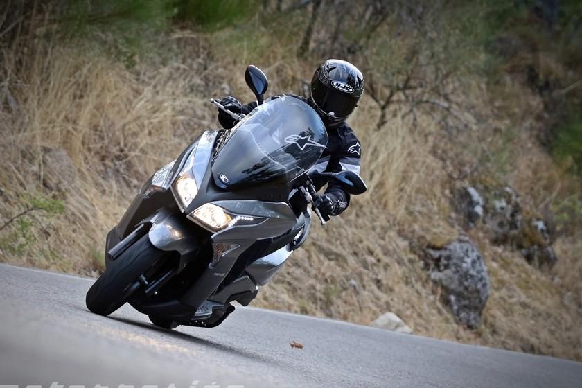 Estos son los 13 errores a evitar para equiparte en moto y no echar a suertes tu seguridad 