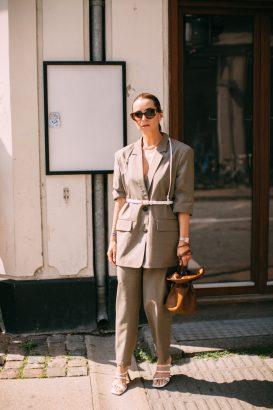 Tailor set for women: where to get the fashion trend in the fall?