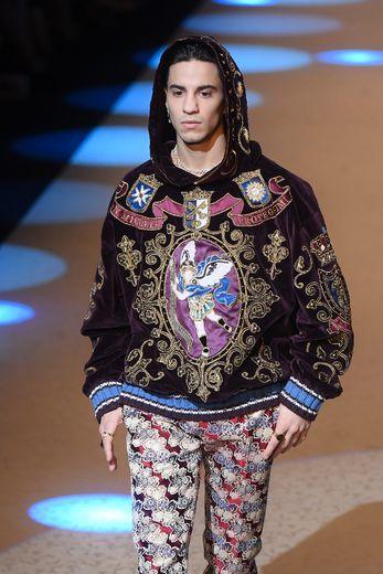 Dolce & Gabbana celebrates its return to the catwalks with great fanfare
