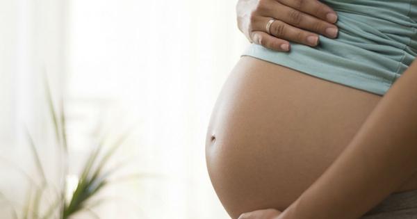 Vaginal discharge during pregnancy: when should you worry?
