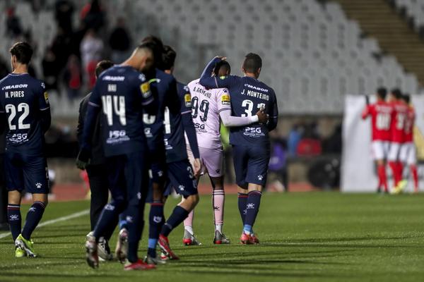 Los 13 casos de covid en jugadores del Belenenses son de la variante ómicron