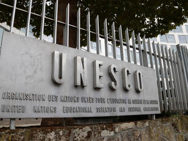 L’Unesco adopte un premier texte pour encadrer l’intelligence artificielle