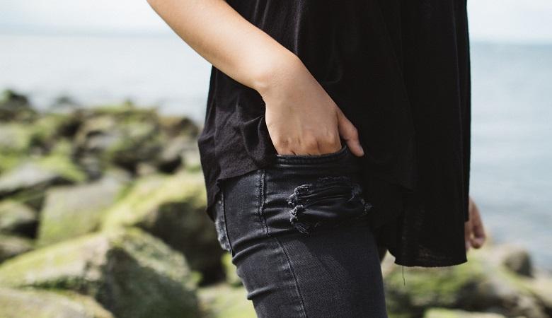 The sartorial injustice of women's pockets finally proven