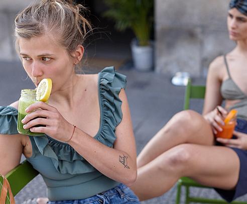 En esta corsetería de toda la vida de Bilbao tienen los bañadores tendencia que mejor sientan