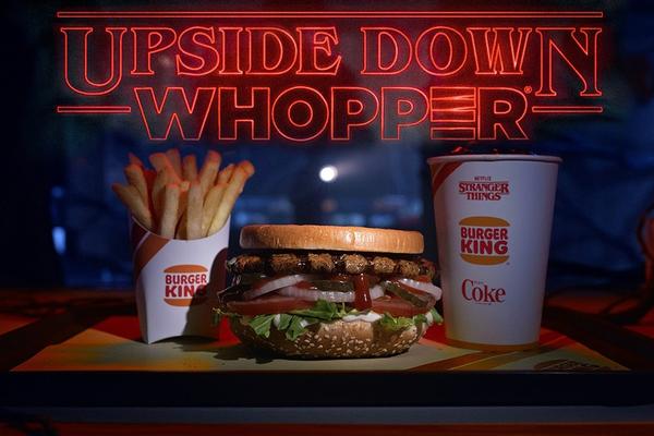 Stranger things: this is the advertising strategy Netflix has filled the series of brands like Lyft and Coca-Cola