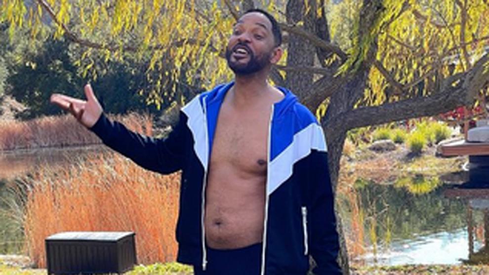 Will Smith acknowledges his extra pounds: 