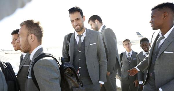 Les joueurs du Barça portent des costumes à plus de 4.500 euros chacun