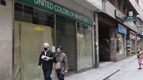 ¿Cuánto cuesta alquilar el local donde estaba Benetton en Ourense?