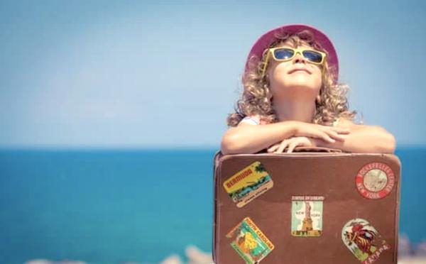 Vacances en famille : des jeux faciles à emporter dans la valise !