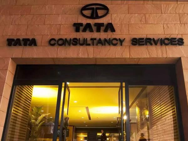 Tata Consultancy Services is hiring college freshers who will graduate in 2022 