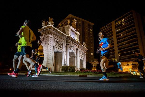 All set for Saturday night 7,000 runners to take to the streets at 15K night València Banco Mediolanum